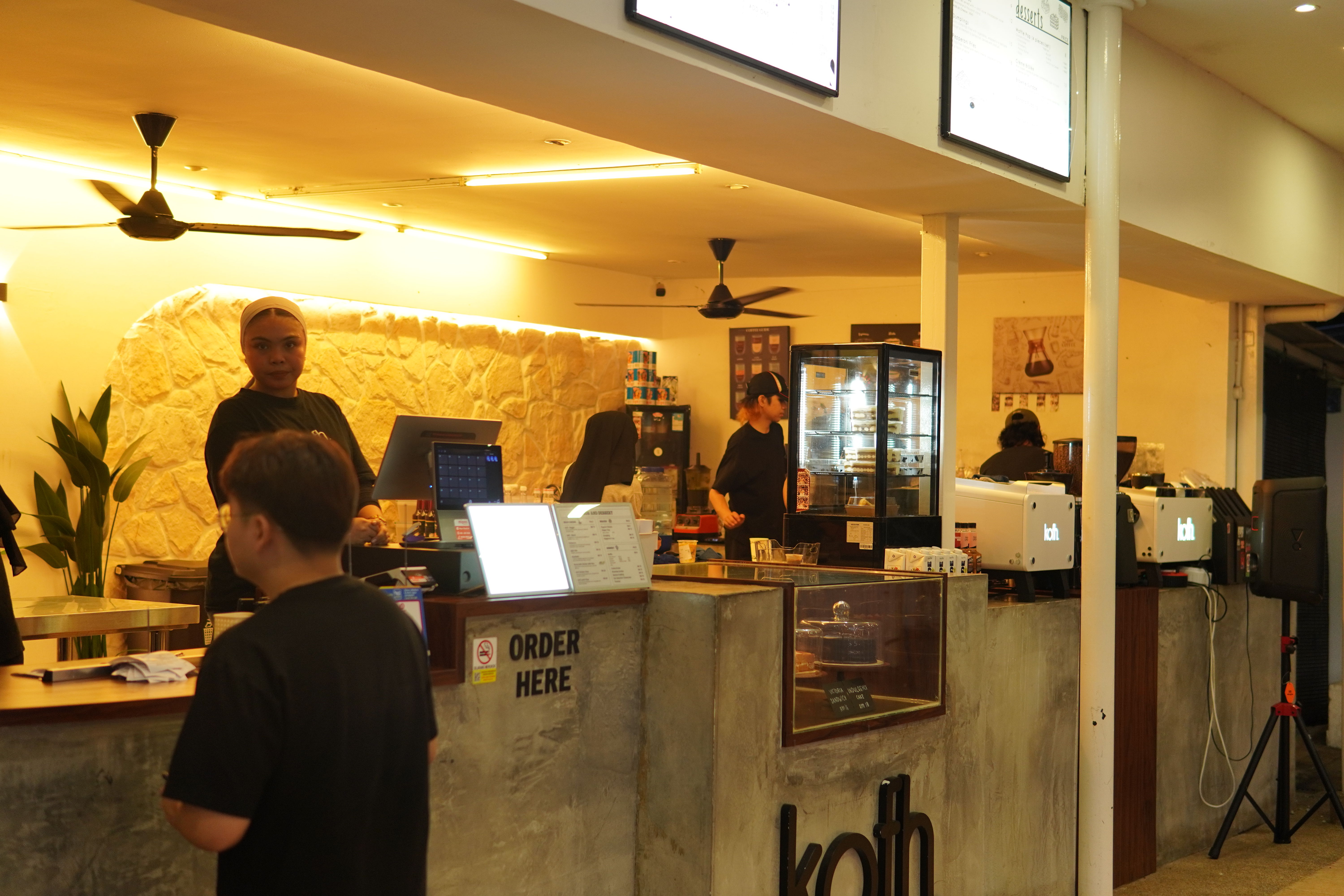 Kofh atmosphere at Kofh by Eshaal Kuala Lumpur